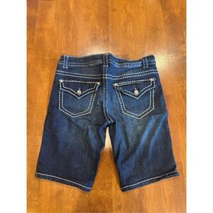 Woman’s Paisley sky bling Bermuda shorts